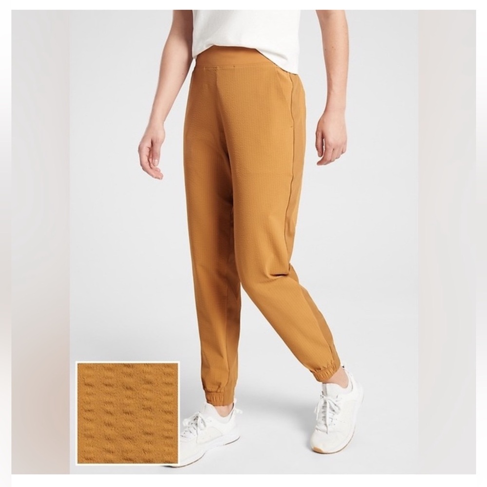 ATHLETA • Brooklyn textured jogger pants , Size 2 in Tuscan Gold